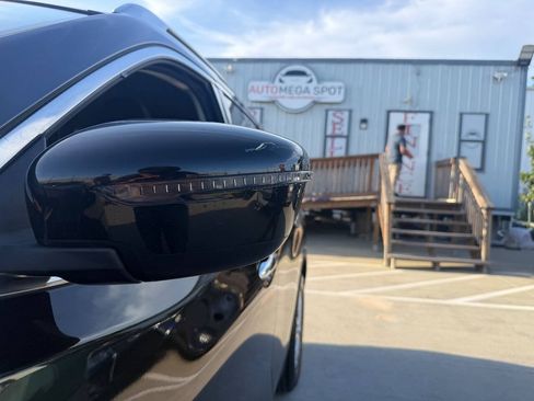 Used 2020 Nissan Rogue SV AWD/4WD image 18