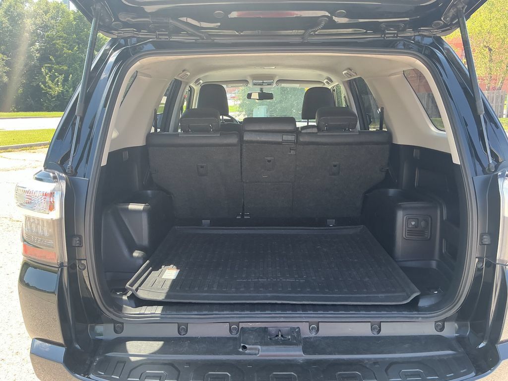 Used 2019 Toyota 4Runner SR5 Premium AWD/4WD image 20
