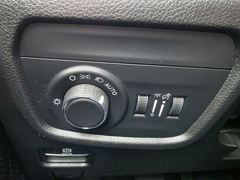 Certified 2023 Jeep Grand Cherokee L Laredo w/ Luxury Tech Group I image 6