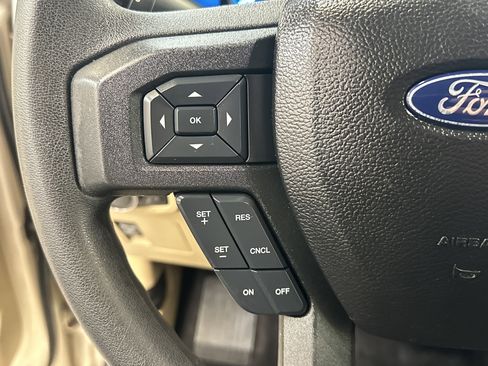 Used 2017 Ford F150 XLT image 27