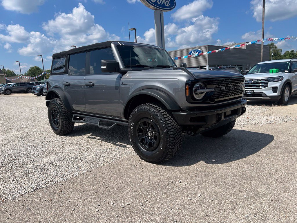 Used 2022 Ford Bronco Wildtrak AWD/4WD image 1