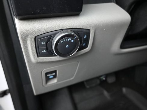 Used 2019 Ford F150 XL w/ Equipment Group 101A Mid AWD/4WD image 12