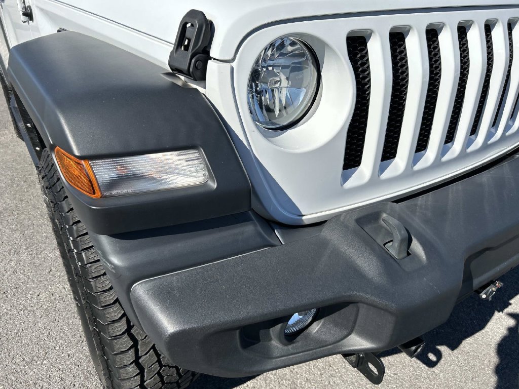 Used 2021 Jeep Wrangler Sport AWD/4WD image 28