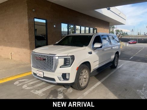 Certified 2023 GMC Yukon XL Denali image 1
