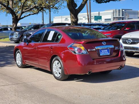 Used 2012 Nissan Altima 2.5 S w/ Special Edition Pkg image 4