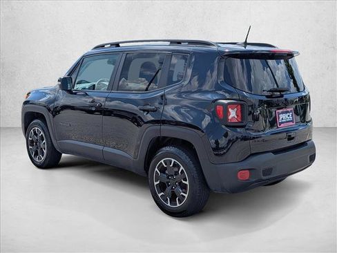Used 2023 Jeep Renegade Latitude AWD/4WD image 7