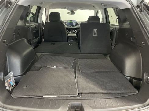 Used 2025 Chevrolet Blazer LT FWD image 16