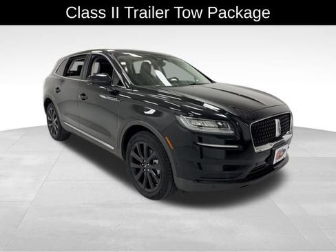 Used 2023 Lincoln Nautilus Reserve w/ Equipment Group 201A image 8