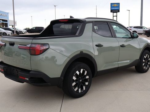 Used 2025 Hyundai Santa Cruz SEL FWD image 6