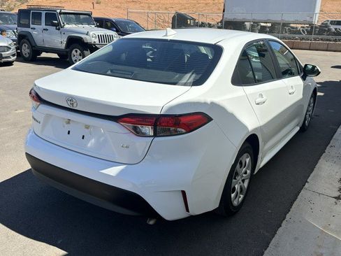 Used 2024 Toyota Corolla LE FWD image 3