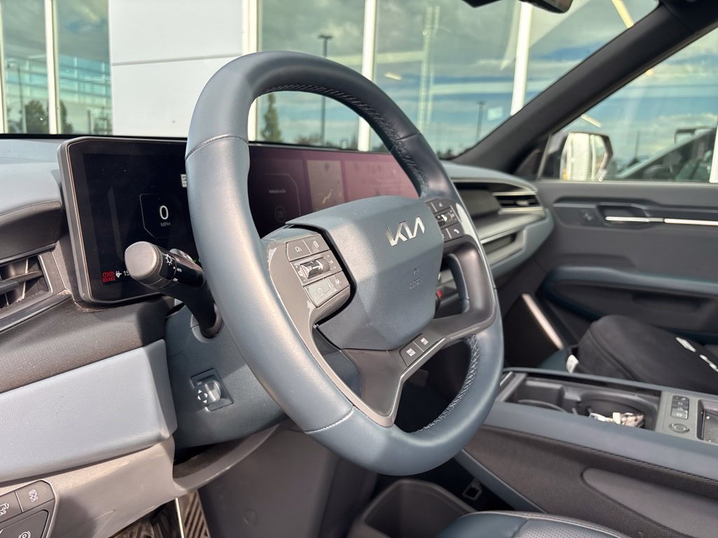 Certified 2024 Kia EV9 GT-Line AWD/4WD image 8