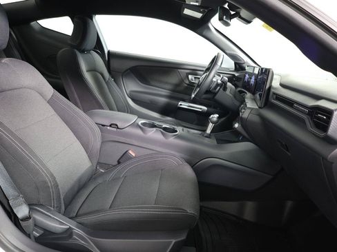 Used 2025 Ford Mustang GT RWD image 11