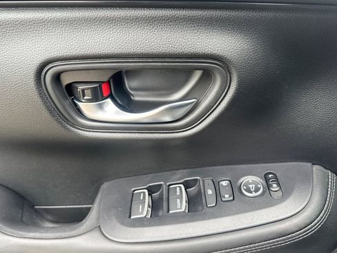 Certified 2024 Honda HR-V EX-L image 13