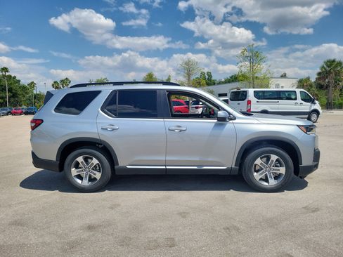New 2026 Honda Pilot EX-L image 8