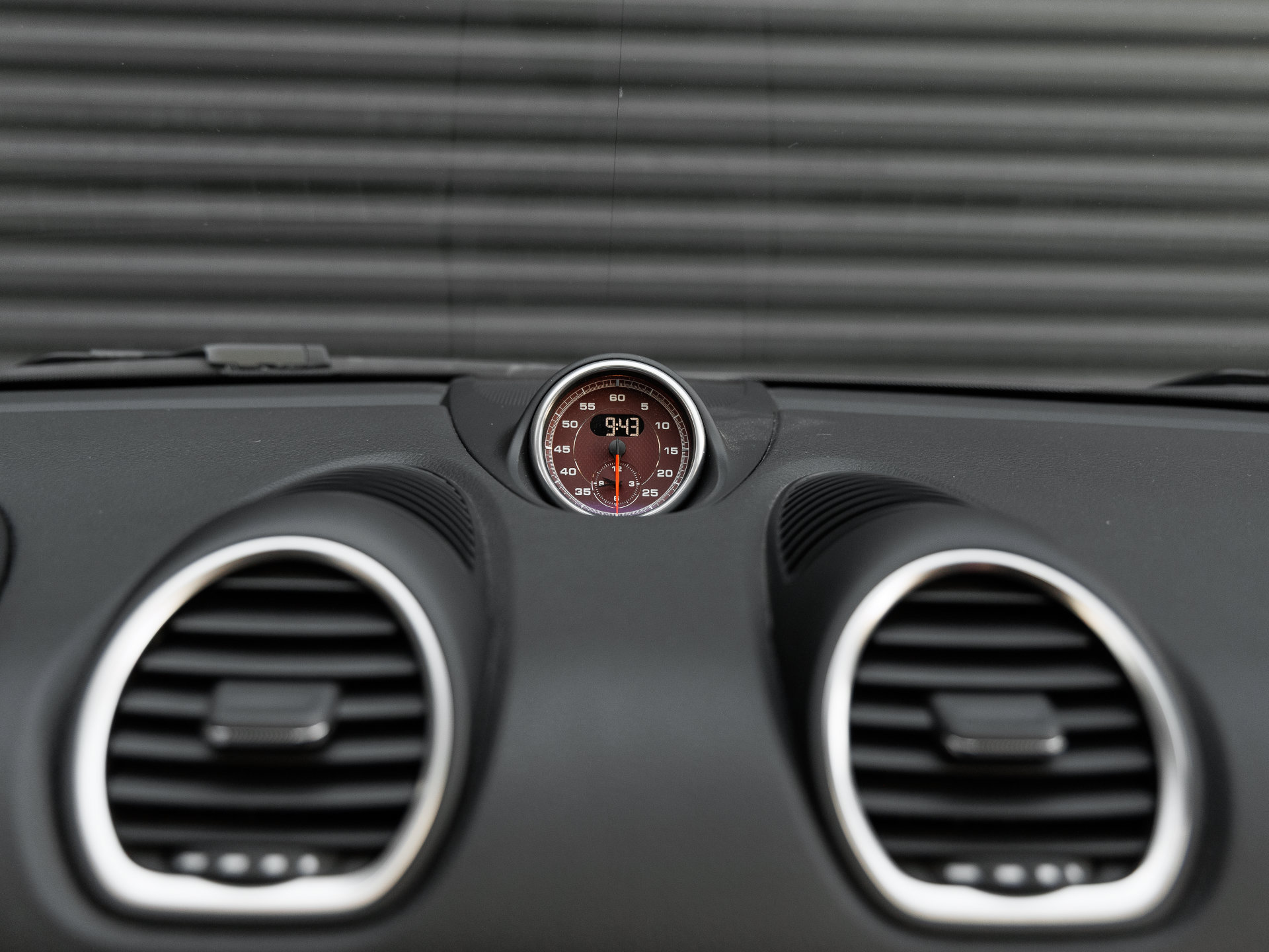 Certified 2025 Porsche 718 Boxster S RWD image 24