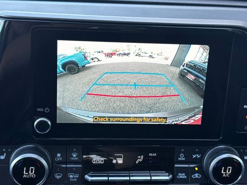 Used 2026 Toyota Highlander XLE AWD/4WD image 20