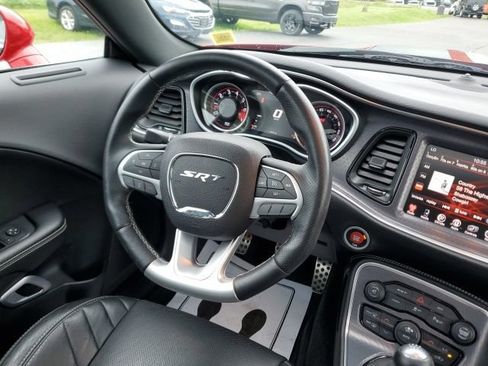Used 2016 Dodge Challenger SRT w/ Technology Group RWD image 18