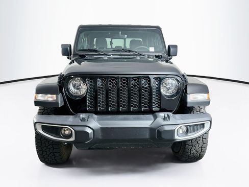 Used 2023 Jeep Gladiator Sport AWD/4WD image 2