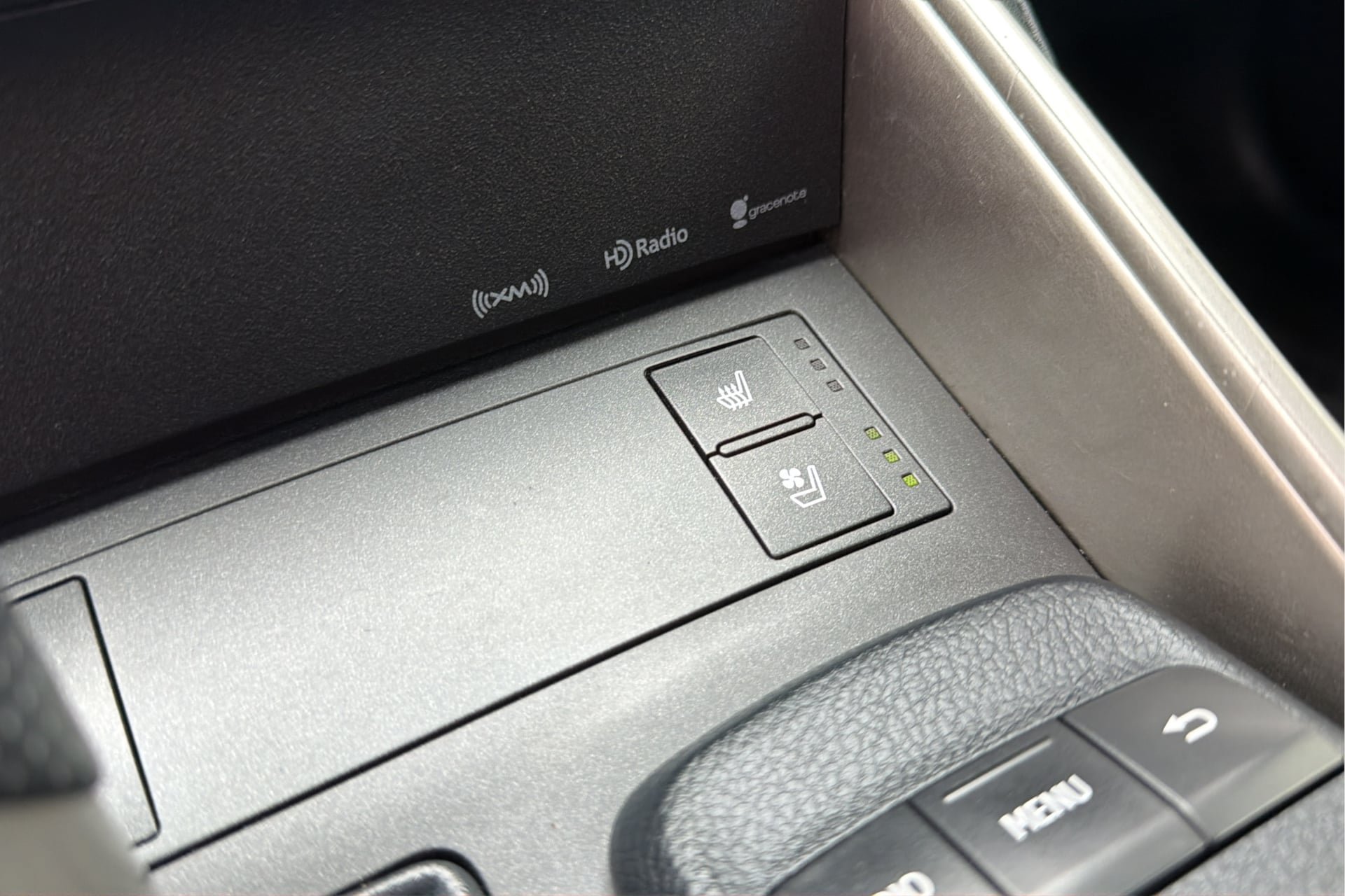 Used 2016 Lexus IS 200t w/ F Sport Package RWD image 32