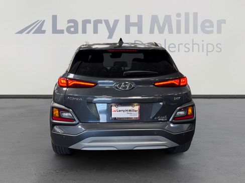 Used 2021 Hyundai Kona Ultimate w/ Cargo Package FWD image 4