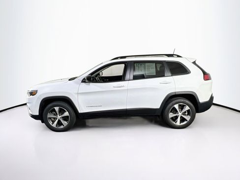 Used 2022 Jeep Cherokee Limited image 8