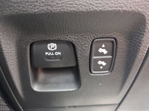 Used 2024 RAM 1500 Limited w/ Body Color Bumper Group AWD/4WD image 30