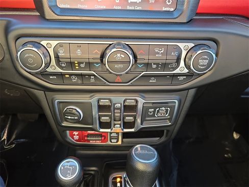 Used 2023 Jeep Gladiator Rubicon w/ LED Lighting Group image 27