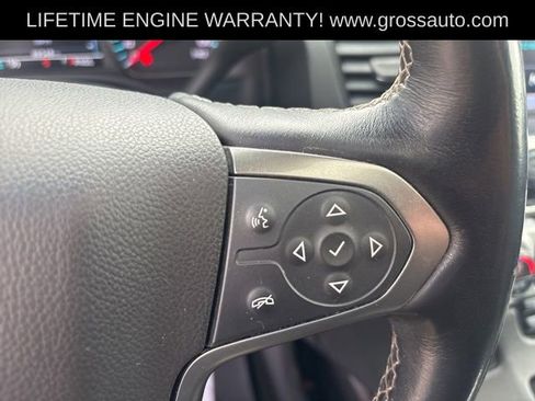 Used 2019 Chevrolet Suburban LT AWD/4WD image 15