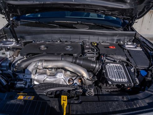 Certified 2026 Mercedes-Benz GLB 250 4MATIC image 29