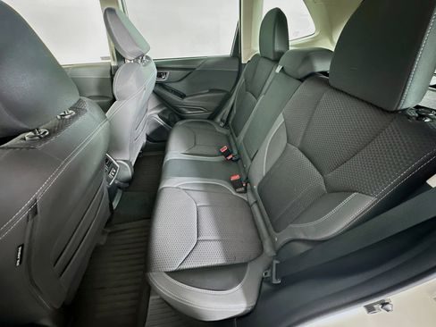 Used 2023 Subaru Forester Premium image 28