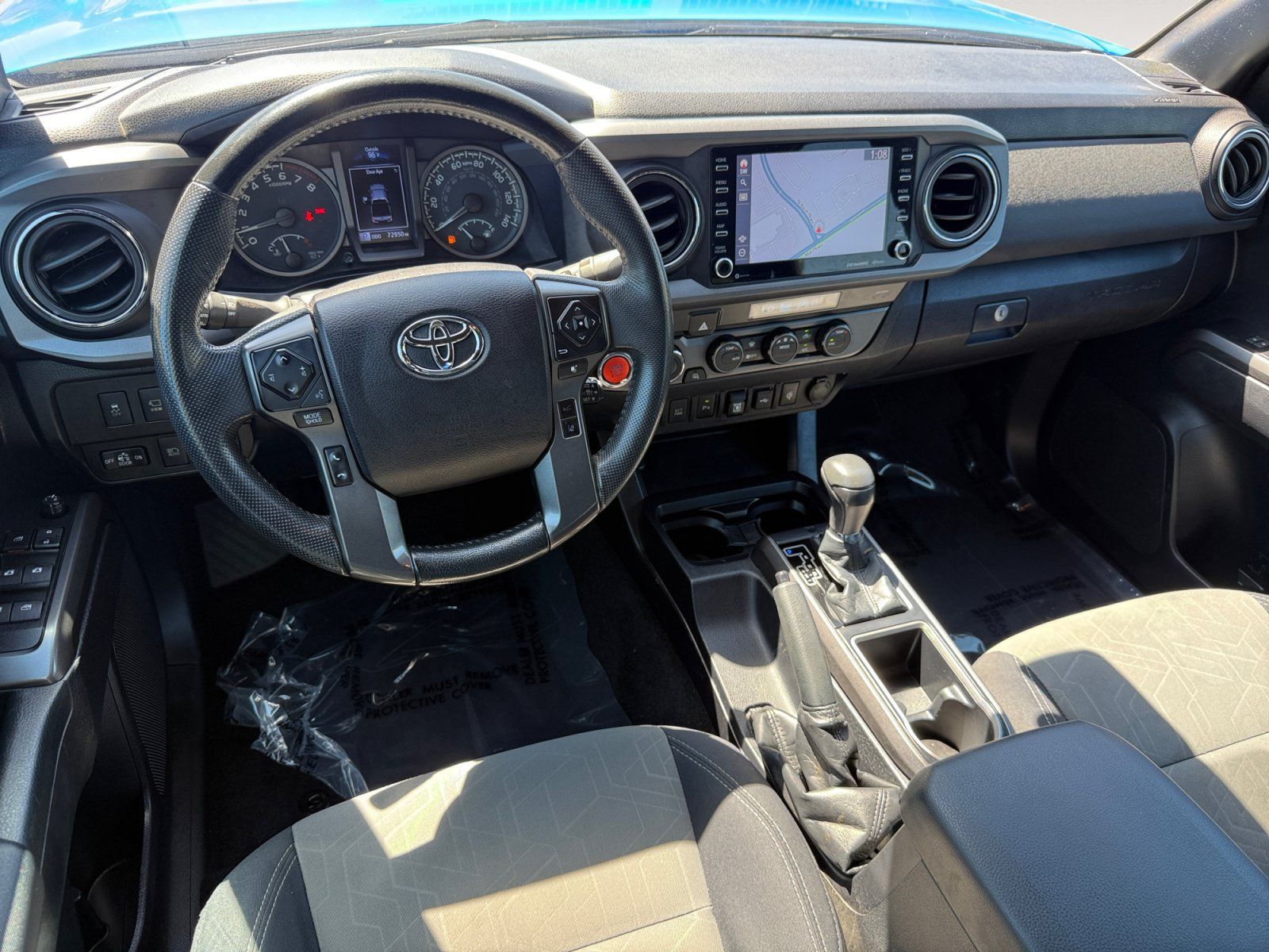Used 2021 Toyota Tacoma TRD Off-Road w/ Advanced Technology Package AWD/4WD image 15
