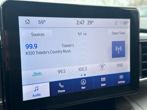 Used 2024 Ford Explorer XLT w/ Equipment Group 202A image 33