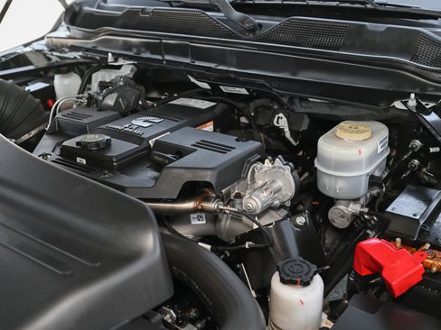 Used 2023 RAM 2500 Tradesman image 17