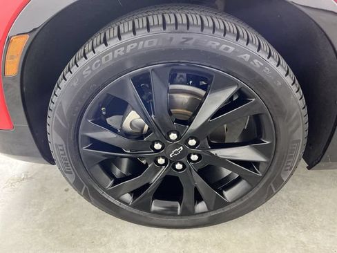 Used 2019 Chevrolet Blazer RS FWD image 34