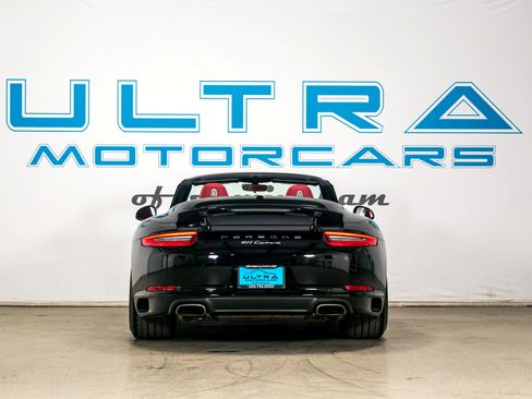 Used 2017 Porsche 911 Carrera image 17
