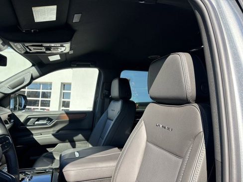 New 2026 GMC Yukon XL Denali image 15