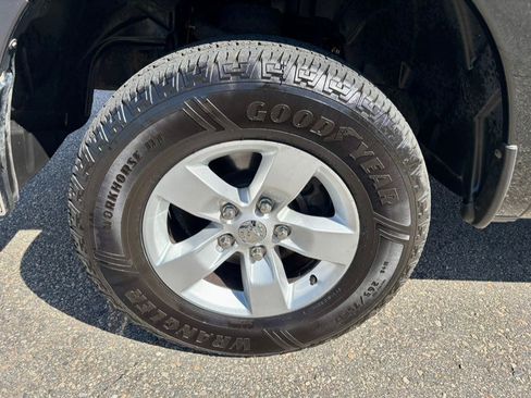 Used 2015 RAM 1500 Tradesman w/ Popular Equipment Group AWD/4WD image 30