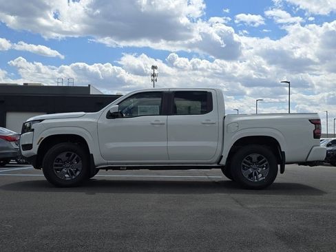 New 2026 Nissan Frontier SV w/ All-Weather Content Package AWD/4WD image 9