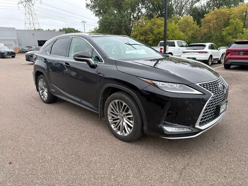 Used 2021 Lexus RX 450h AWD w/ Luxury Package image 17