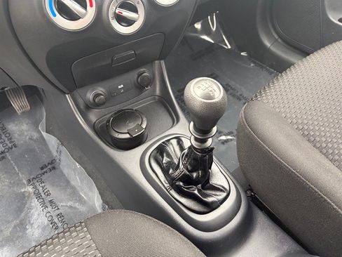 Used 2009 Hyundai Accent GS w/ Popular Equipment Pkg 2 image 27