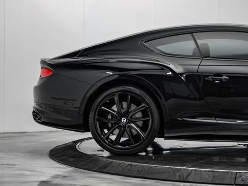 Used 2022 Bentley Continental GT AWD/4WD image 20