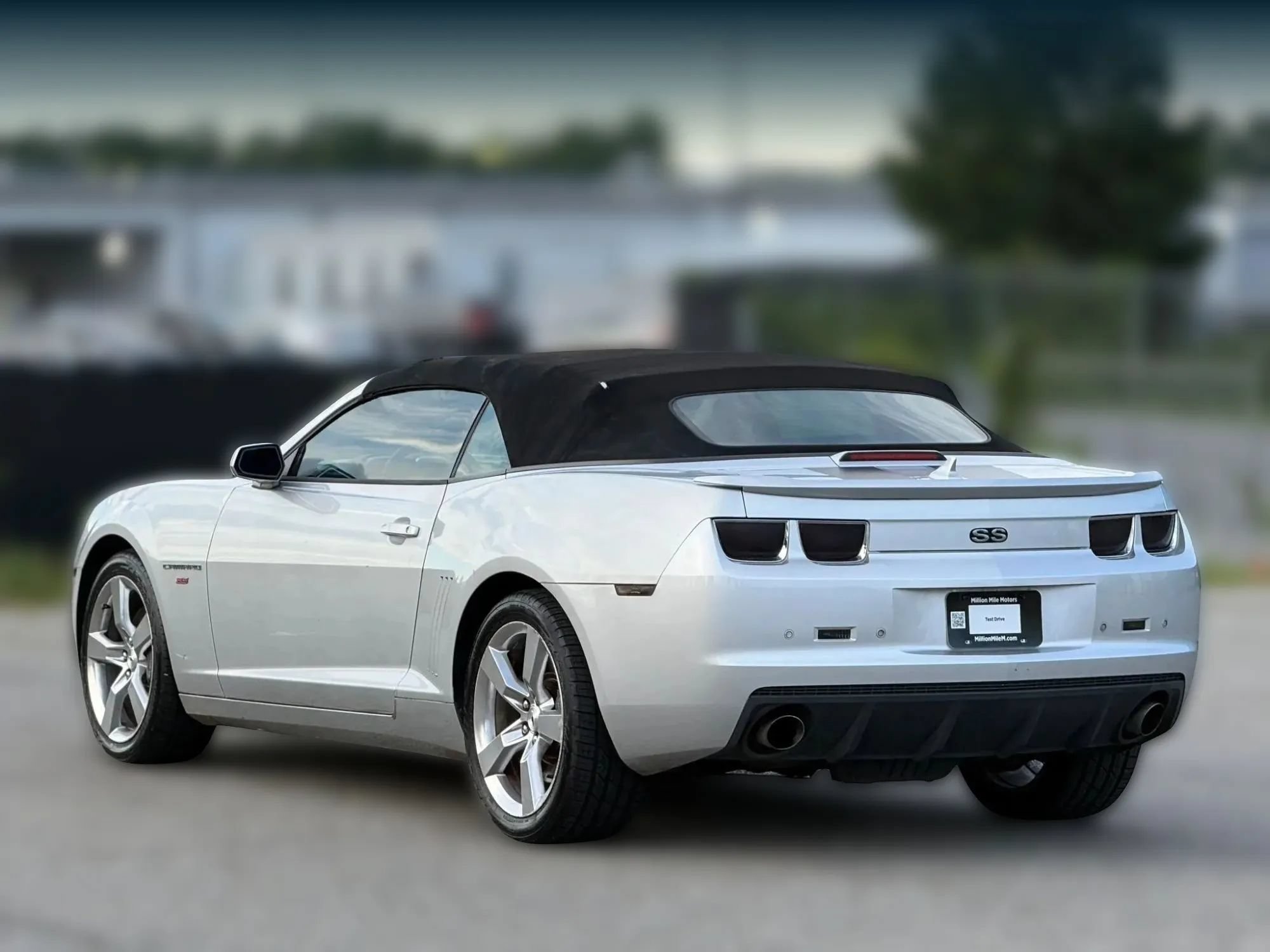 Used 2011 Chevrolet Camaro SS w/ RS Package RWD image 10