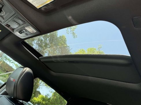 Used 2019 Toyota Tacoma TRD Pro AWD/4WD image 28