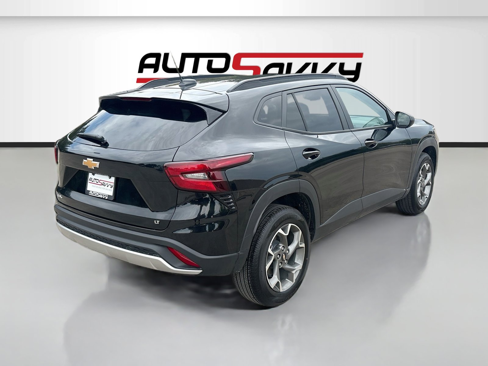 Used 2026 Chevrolet Trax LT FWD image 7