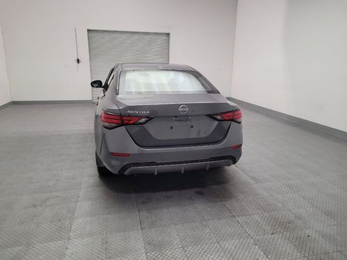 Used 2025 Nissan Sentra SV FWD image 6