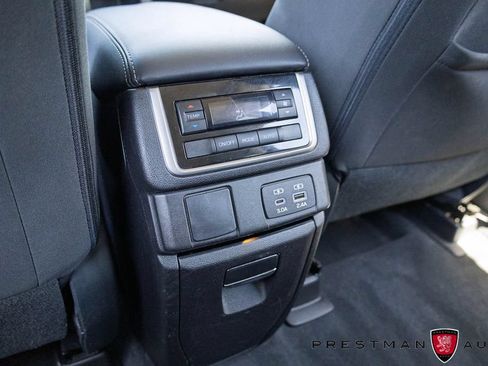 Used 2023 Subaru Ascent Premium w/ Convenience Package AWD/4WD image 34