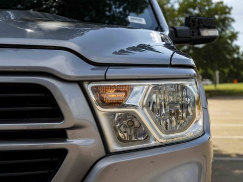 Used 2021 RAM 1500 Lone Star RWD image 11