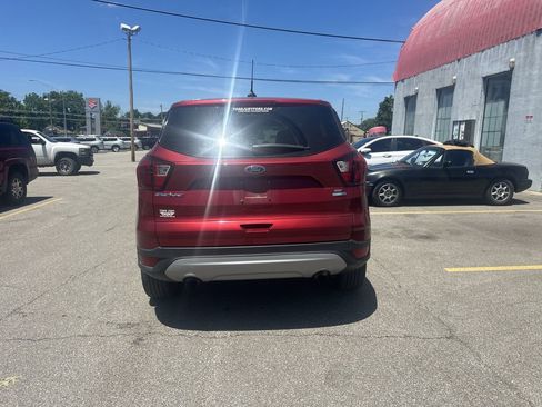 Used 2019 Ford Escape SE AWD/4WD image 6