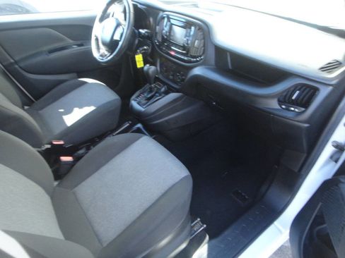 Used 2017 RAM ProMaster City Tradesman SLT w/ Rear Back-up Camera Group image 13