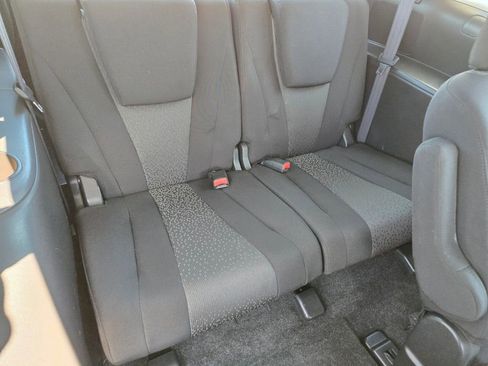 Used 2012 MAZDA MAZDA5 Touring w/ Moonroof & Audio Pkg FWD image 14